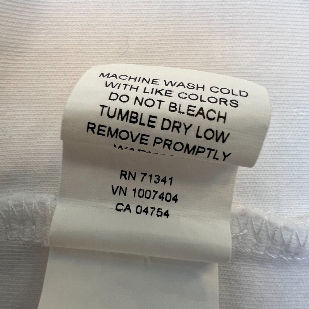 Classic L.L. Bean White Long Sleeve Tee - Picture 7 of 7
